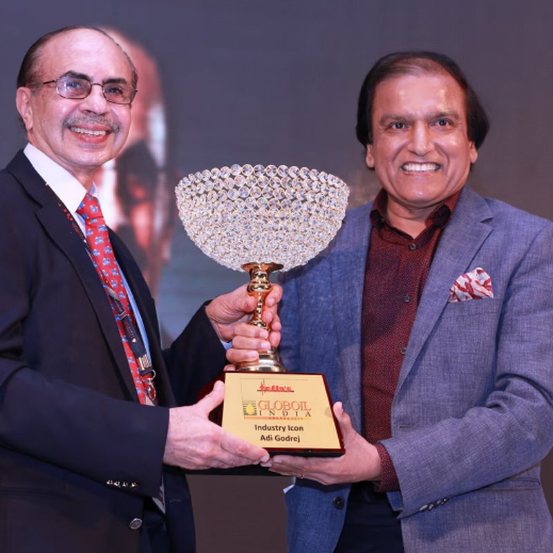 GLOBOIL Awards moment 1 — winners, dignitaries and industry leaders honoured across past editions
