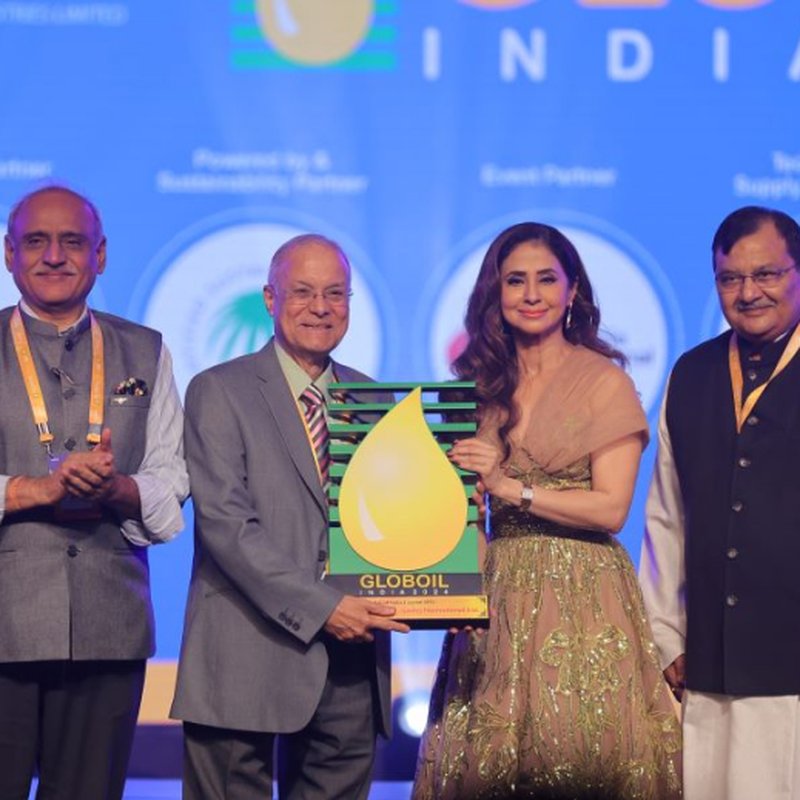 GLOBOIL Awards moment 2 — winners, dignitaries and industry leaders honoured across past editions